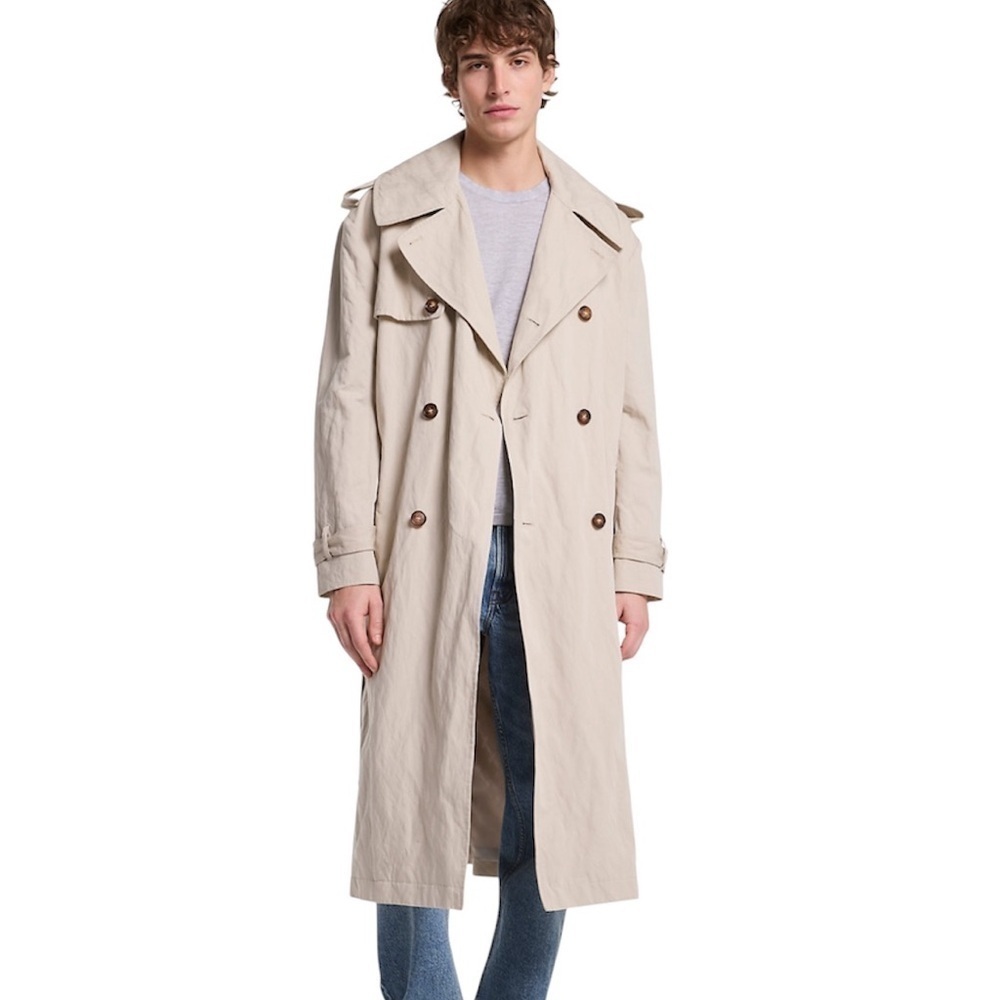 Moore’s 44R L Cream Trench Coat with Wide Lapels and Epaulettes